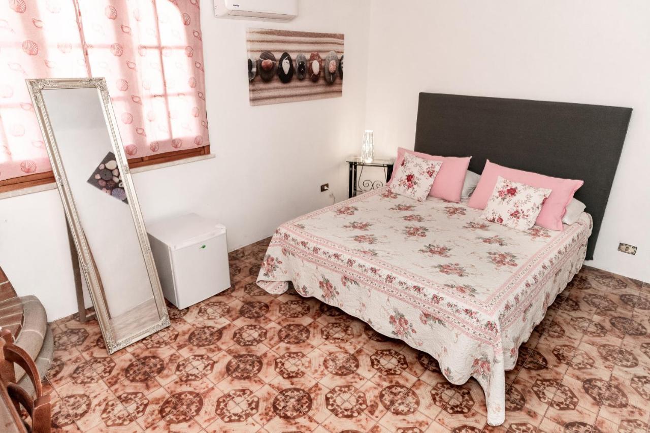 Casa Vacanza Gico' Villa อเลซิโอ ภายนอก รูปภาพ