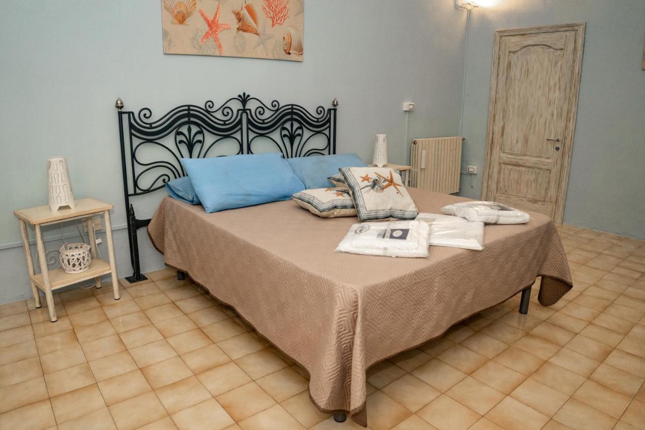 Casa Vacanza Gico' Villa อเลซิโอ ห้อง รูปภาพ